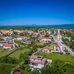 Sofia Pula